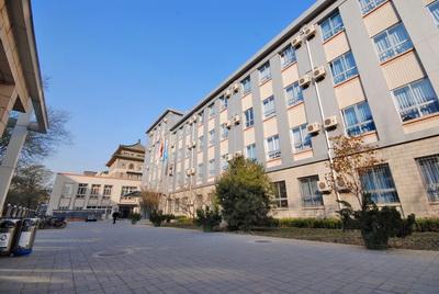 北京市第四十四中学